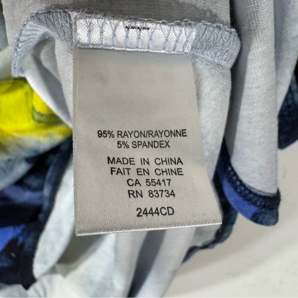 Claire Desjardins Floral Tunic Top Dolman Sleeves NWT - Picture 8 of 11